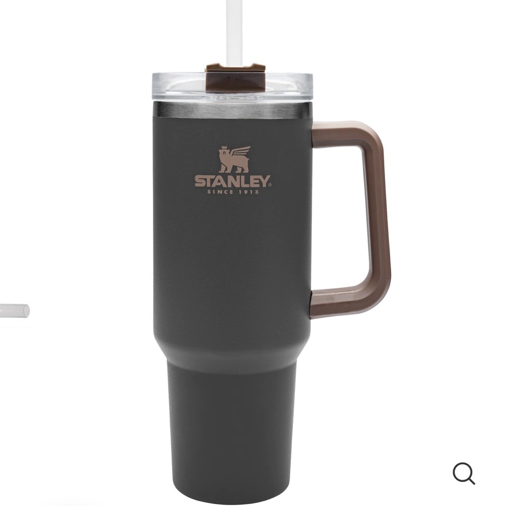 New Stanley Travel Adventure Quencher 40oz in Coal